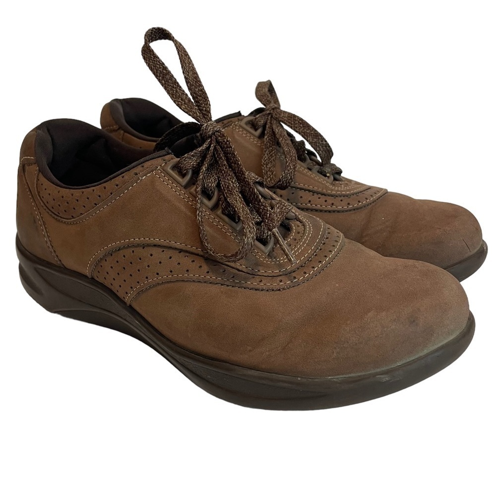 SAS Comfort Shoe Women’s 7.5 Brown Soft Leather Sneaker Casual Made in USA